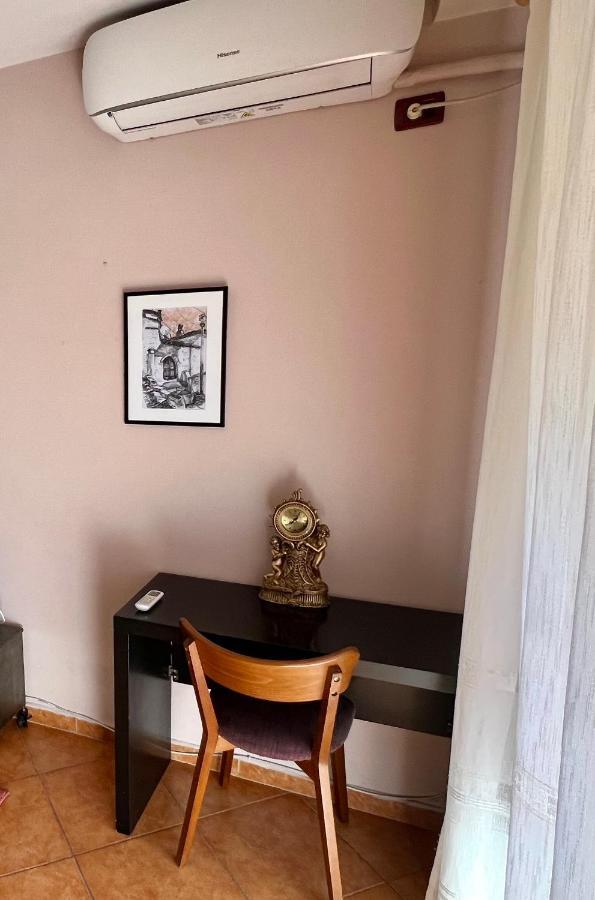 Apartment In Skanderbeg Square - Tirana Center 1 외부 사진