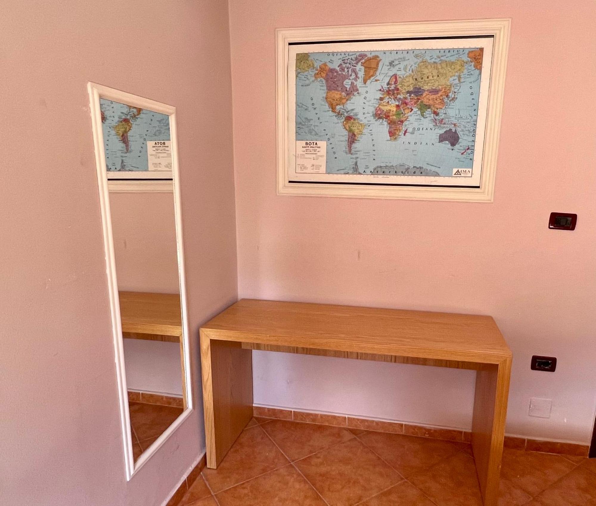 Apartment In Skanderbeg Square - Tirana Center 1 외부 사진